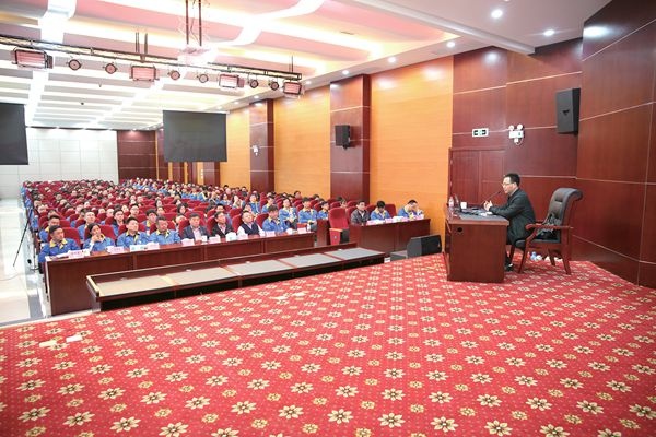 警示教育荡涤心灵  爱岗敬业坚守底线_报纸新闻_澳门大阳城