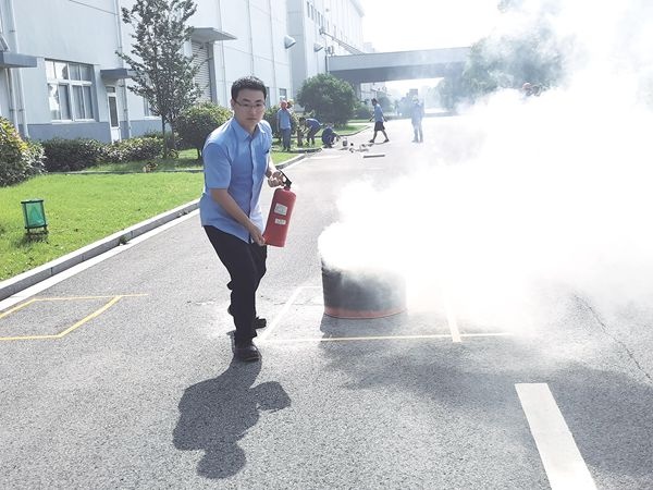 “一演一答”  敲响清静警钟_报纸新闻_澳门大阳城