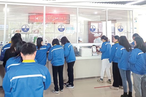 多措并举  提升员工就餐知足度_报纸新闻_澳门大阳城