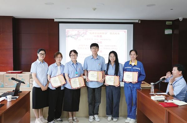 《澳门大阳城报》创刊25 周年出刊300 期纪念座谈会暨总结表扬会准期召开_报纸新闻_澳门大阳城