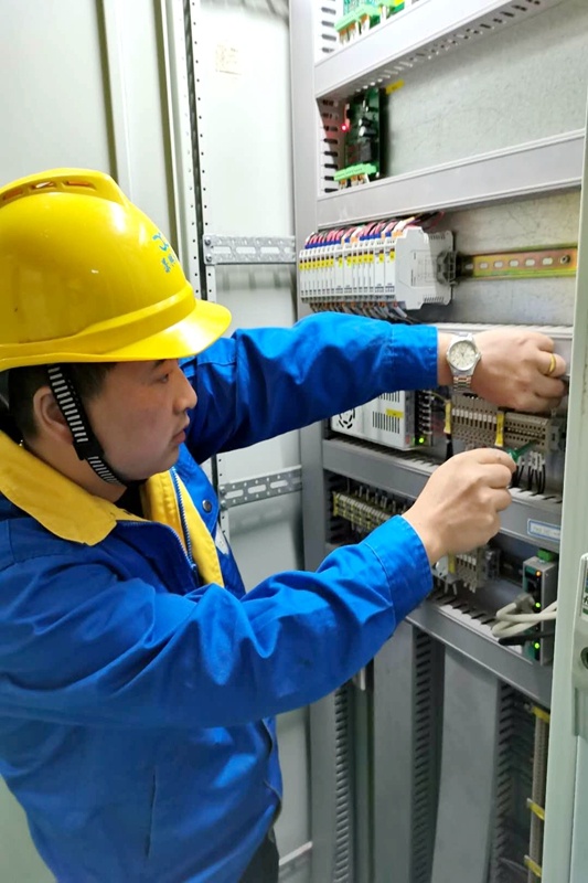 喜报！澳门大阳城纸业两名员工入选“嘉兴良匠”作育名单_公司新闻_新闻中心_澳门大阳城