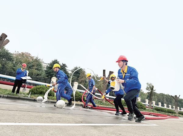 “消防清静月”系列活动助力公司清静生产_报纸新闻_澳门大阳城