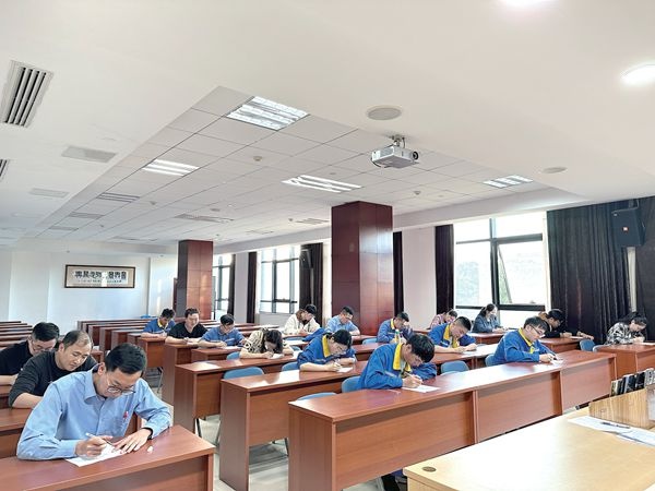 起劲推进职级评定  引发员工新活力_报纸新闻_澳门大阳城