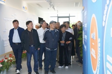 平湖市社经室老干部一行赴澳门大阳城调研