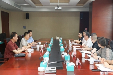 山河市委副书记、市长徐明峰率队赴澳门大阳城纸业调研